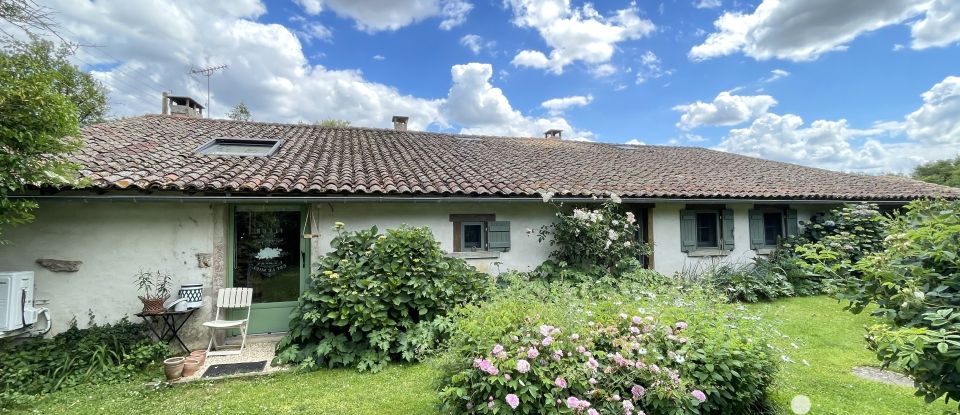 Country house 4 rooms of 133 m² in Caunay (79190)