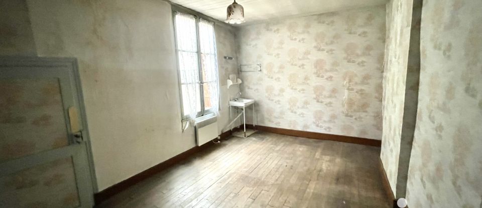 Town house 3 rooms of 95 m² in Langres (52200)