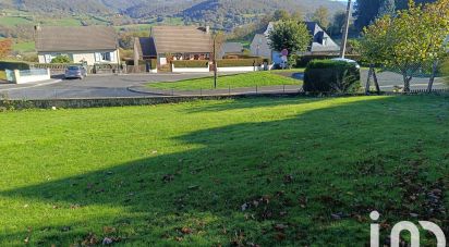 Land of 527 m² in Saint-Cernin (15310)