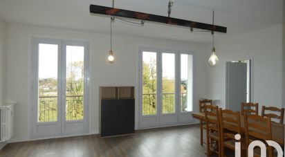 Apartment 5 rooms of 98 m² in Poitiers (86000)