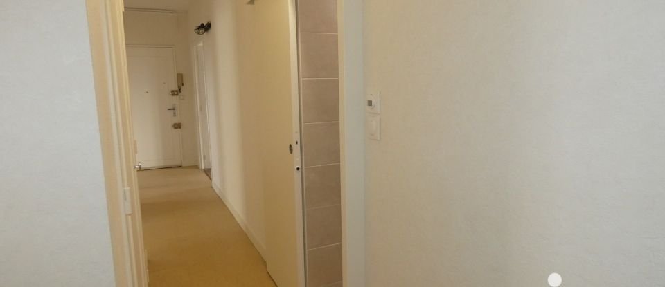 Appartement 5 pièces de 98 m² à Poitiers (86000)