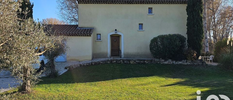 House 7 rooms of 182 m² in Mouriès (13890)