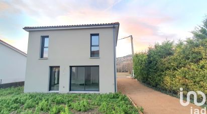 Maison 4 pièces de 100 m² à Veyre-Monton (63960)