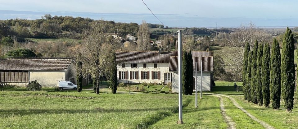 Maison 5 pièces de 106 m² à Mirambeau (17150)