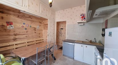 Appartement 4 pièces de 56 m² à Mont-Dore (63240)