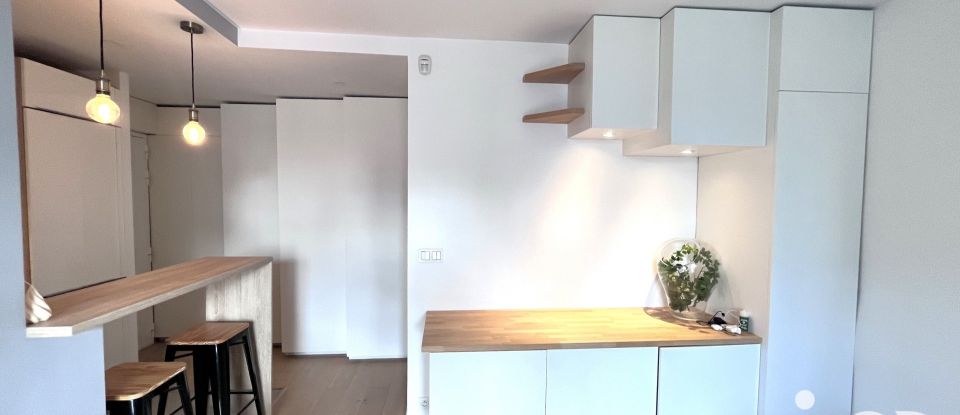 Studio 1 pièce de 28 m² à Paris (75015)