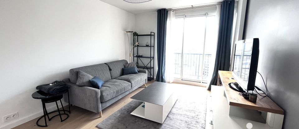 Studio 1 pièce de 28 m² à Paris (75015)