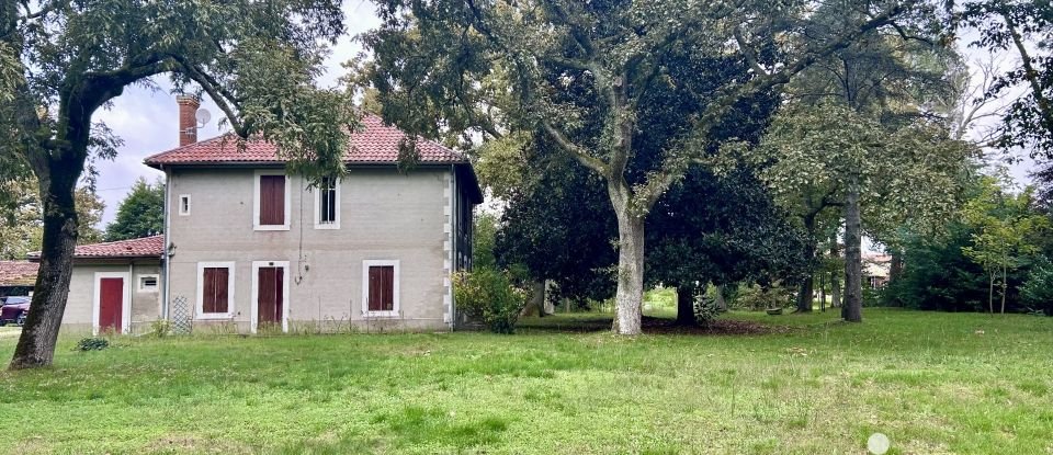 Country house 8 rooms of 243 m² in Captieux (33840)