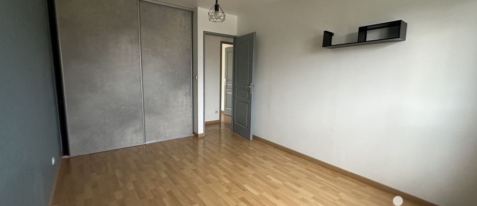 Maison 4 pièces de 86 m² à Bourges (18000)