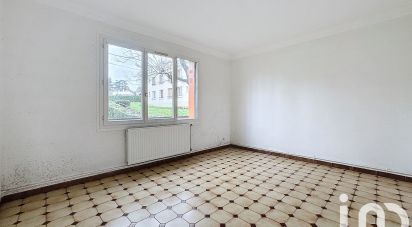 Apartment 4 rooms of 64 m² in Sainte-Geneviève-des-Bois (91700)