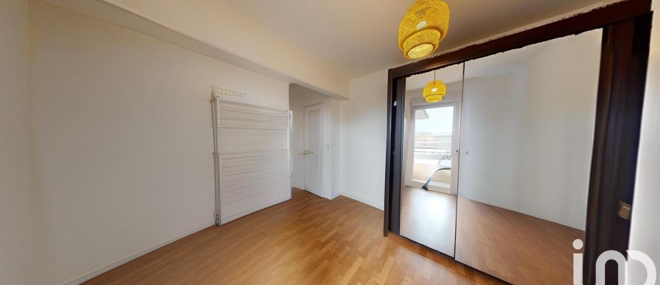 Appartement 4 pièces de 81 m² à Chartres (28000)