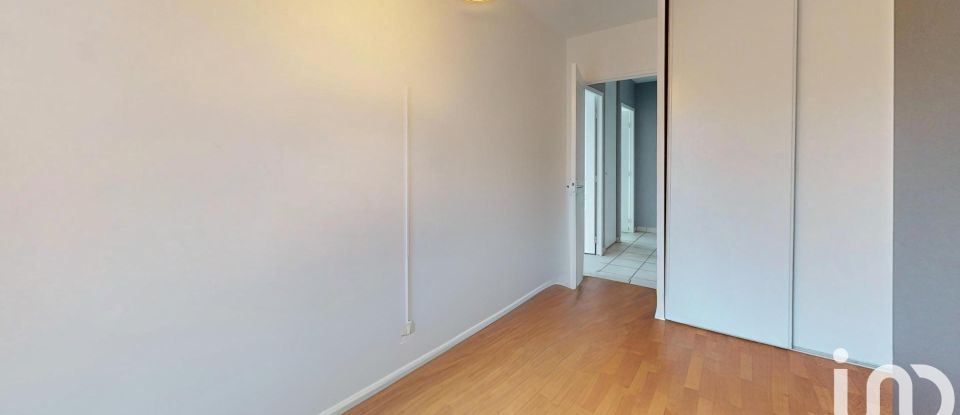 Appartement 4 pièces de 81 m² à Chartres (28000)