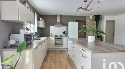 Maison 6 pièces de 106 m² à Salles (33770)