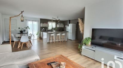 Maison 6 pièces de 106 m² à Salles (33770)