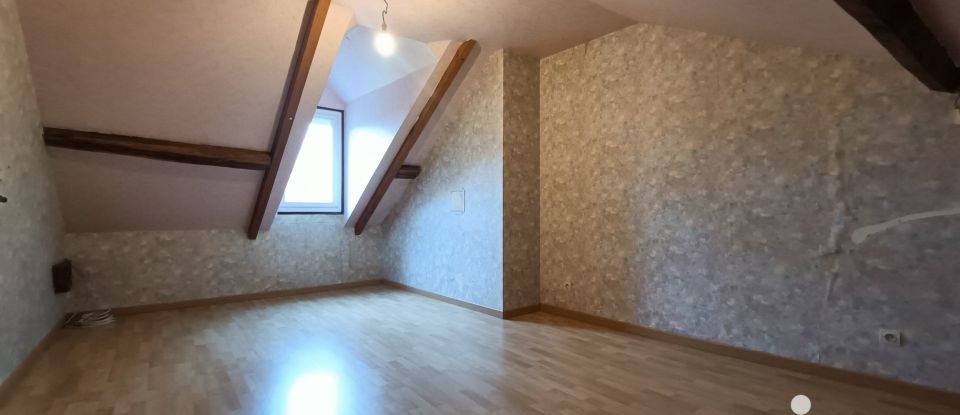 Maison 6 pièces de 130 m² à Dame-Marie-les-Bois (37110)