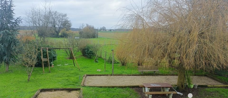 Maison 6 pièces de 130 m² à Dame-Marie-les-Bois (37110)