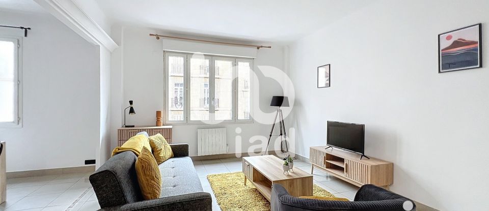 Appartement 3 pièces de 62 m² à Marseille (13005)