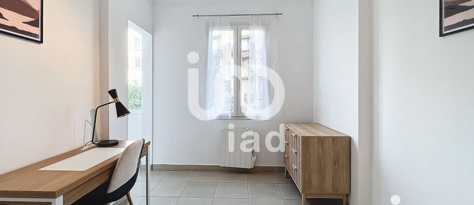 Appartement 3 pièces de 62 m² à Marseille (13005)