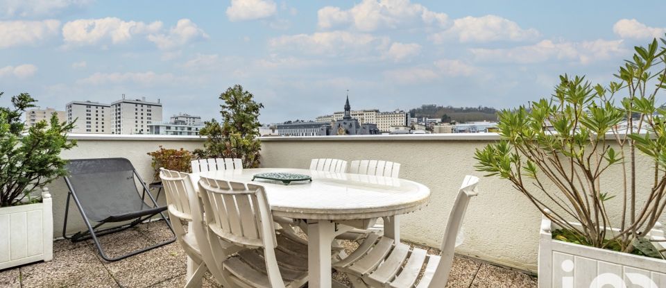 Appartement 5 pièces de 101 m² à Suresnes (92150)