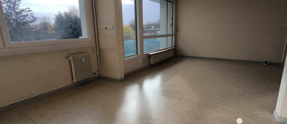 Apartment 4 rooms of 77 m² in Valenciennes (59300)