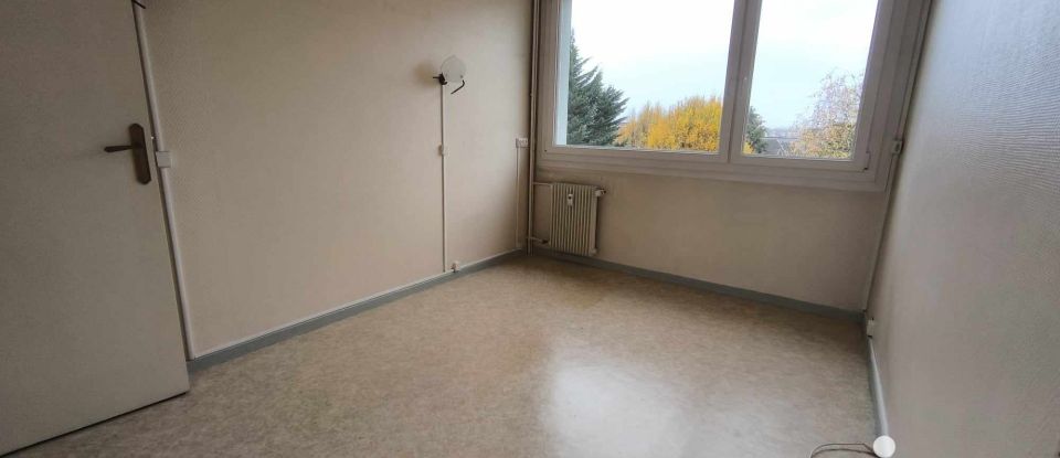 Apartment 4 rooms of 77 m² in Valenciennes (59300)