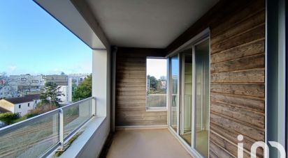 Apartment 3 rooms of 62 m² in Nantes (44300)