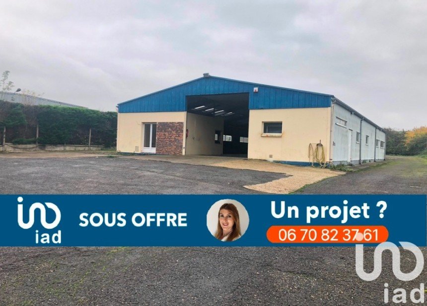 Parking of 600 m² in Saint-Valery-en-Caux (76460)