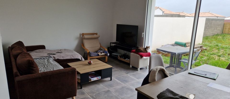 House 4 rooms of 76 m² in Talmont-Saint-Hilaire (85440)