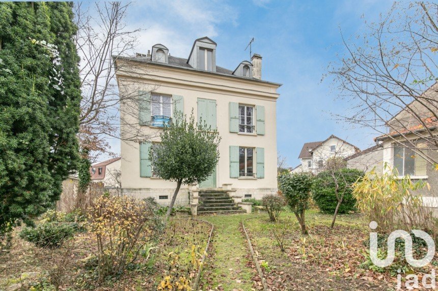 Mansion 8 rooms of 200 m² in Bry-sur-Marne (94360)