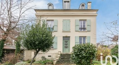 Mansion 8 rooms of 200 m² in Bry-sur-Marne (94360)