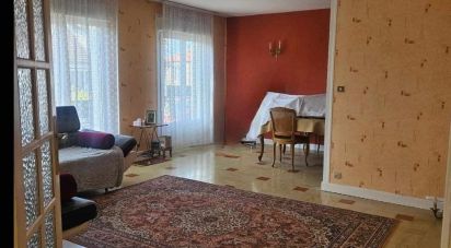 Maison 4 pièces de 88 m² à Chaumont (52000)