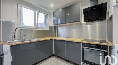 Apartment 4 rooms of 72 m² in Sainte-Geneviève-des-Bois (91700)