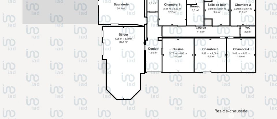 Maison traditionnelle 9 pièces de 270 m² à Robion (84440)