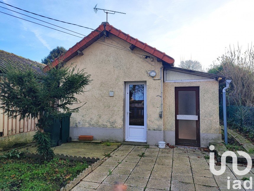 House 3 rooms of 61 m² in Chaulnes (80320)