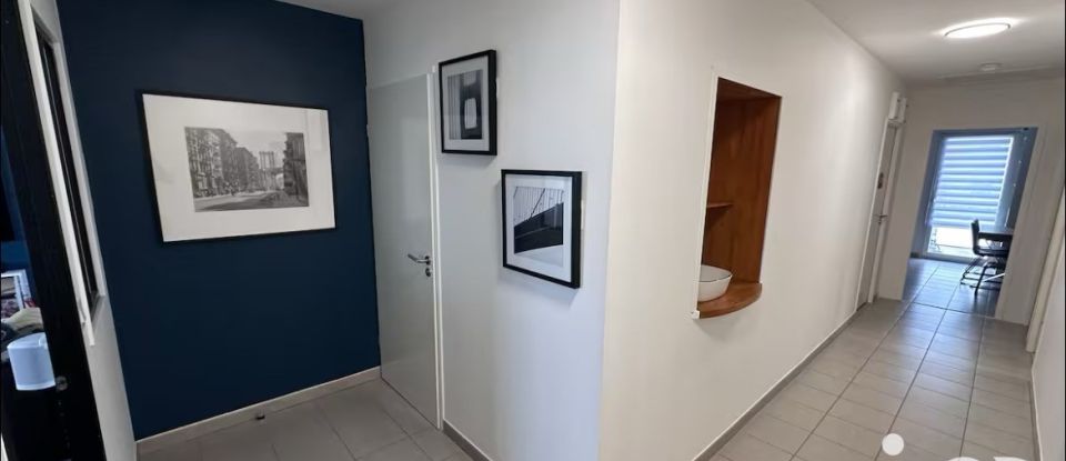 Appartement 5 pièces de 100 m² à Bordeaux (33300)