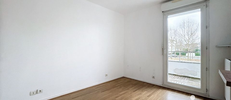 Apartment 3 rooms of 69 m² in Sainte-Geneviève-des-Bois (91700)