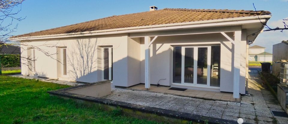 Maison 5 pièces de 105 m² à Bettelainville (57640)