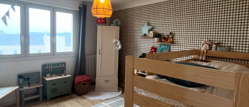 Appartement 5 pièces de 95 m² à Rezé (44400)