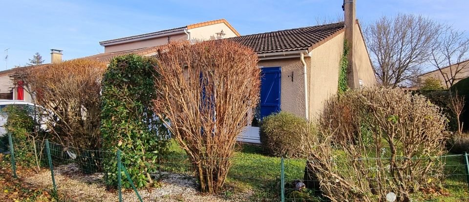 Maison 4 pièces de 82 m² à Buxerolles (86180)