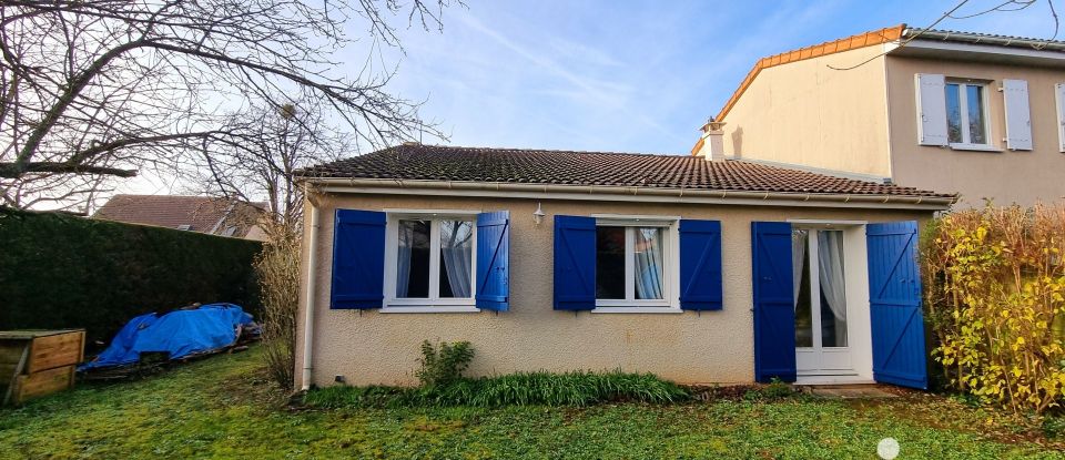 Maison 4 pièces de 82 m² à Buxerolles (86180)