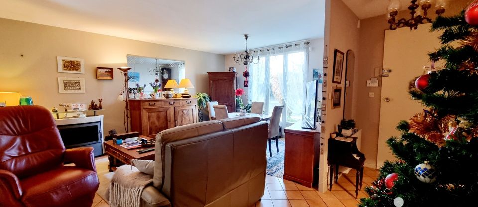 Maison 4 pièces de 82 m² à Buxerolles (86180)