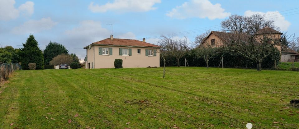 Traditional house 5 rooms of 96 m² in Oradour-sur-Vayres (87150)