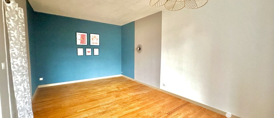 Maison 8 pièces de 203 m² à Cherbourg-en-Cotentin (50100)