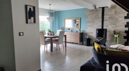 Maison 5 pièces de 115 m² à Lèves (28300)