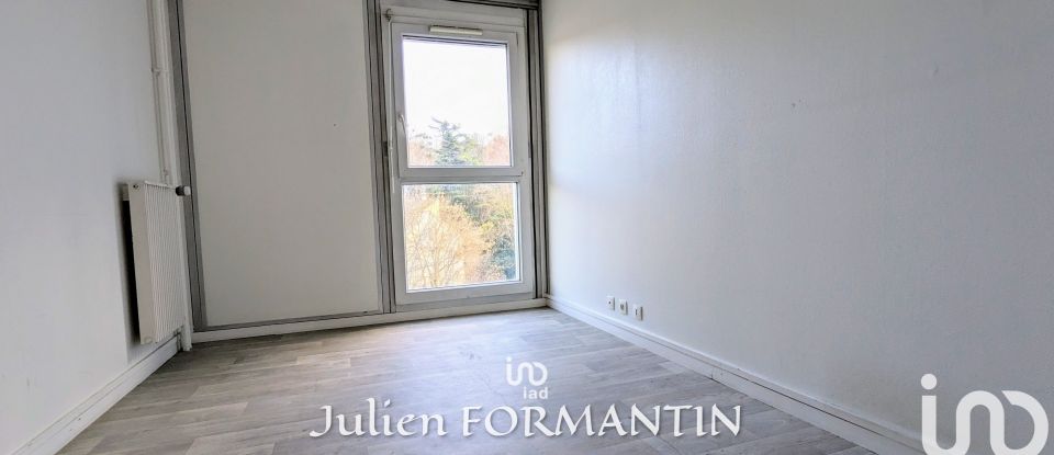 Apartment 3 rooms of 66 m² in Pantin (93500)