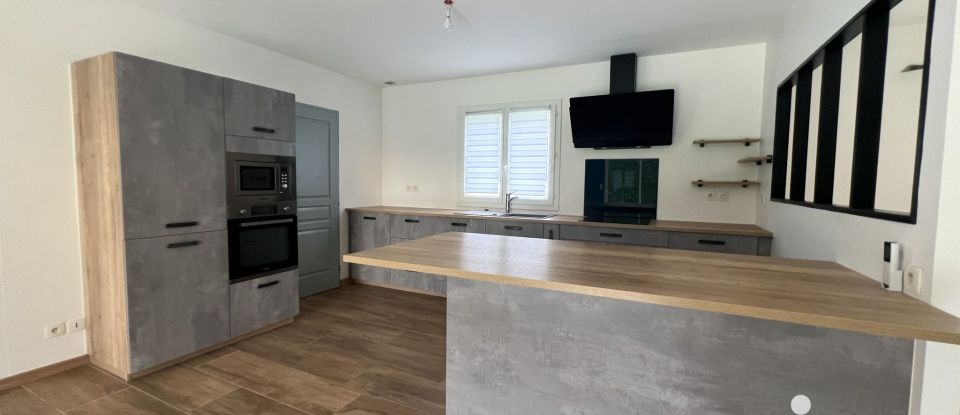 Maison 5 pièces de 116 m² à Saint-Genès-de-Fronsac (33240)