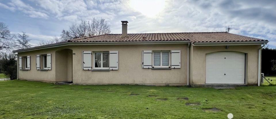 Maison 5 pièces de 116 m² à Saint-Genès-de-Fronsac (33240)