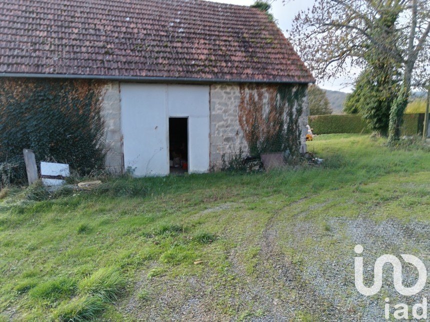 Barn conversion 1 room of 70 m² in Sainte-Feyre (23000)