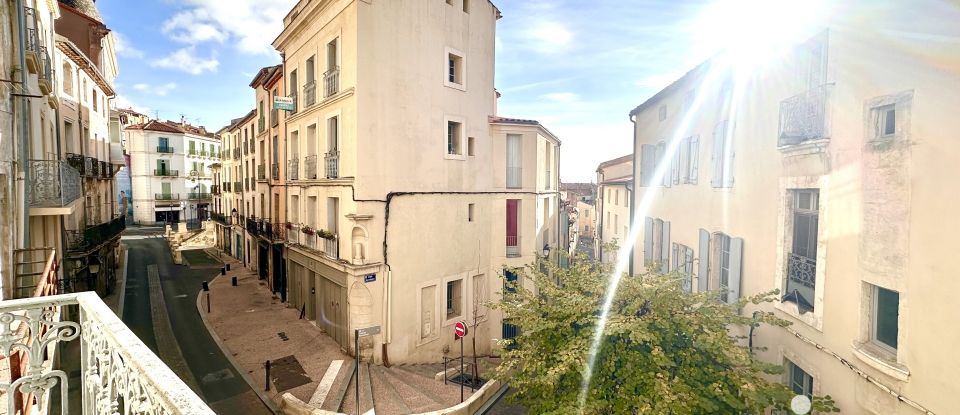 Building in Béziers (34500) of 300 m²