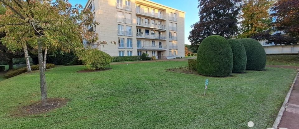 Apartment 4 rooms of 77 m² in Compiègne (60200)